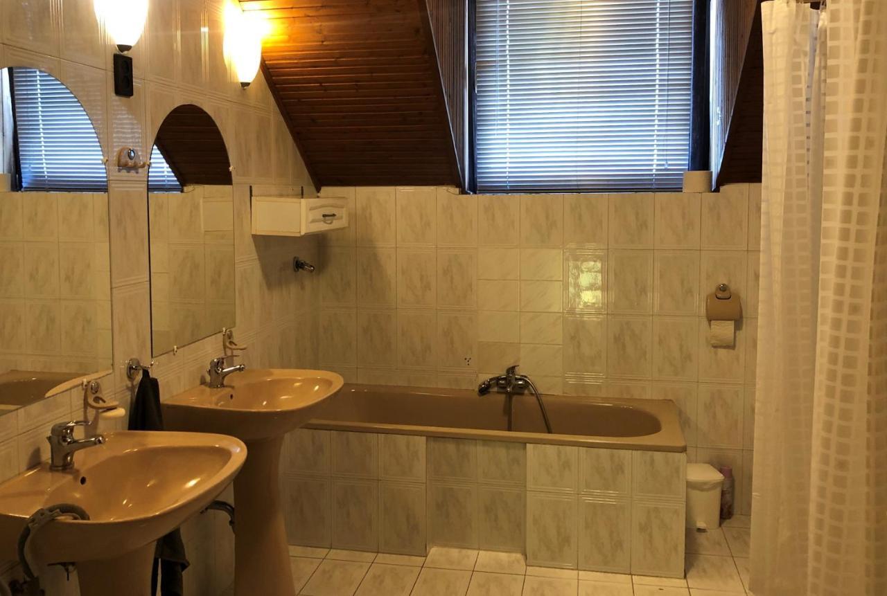 Апартаменти Apartman 4. Балатональмаді Екстер'єр фото